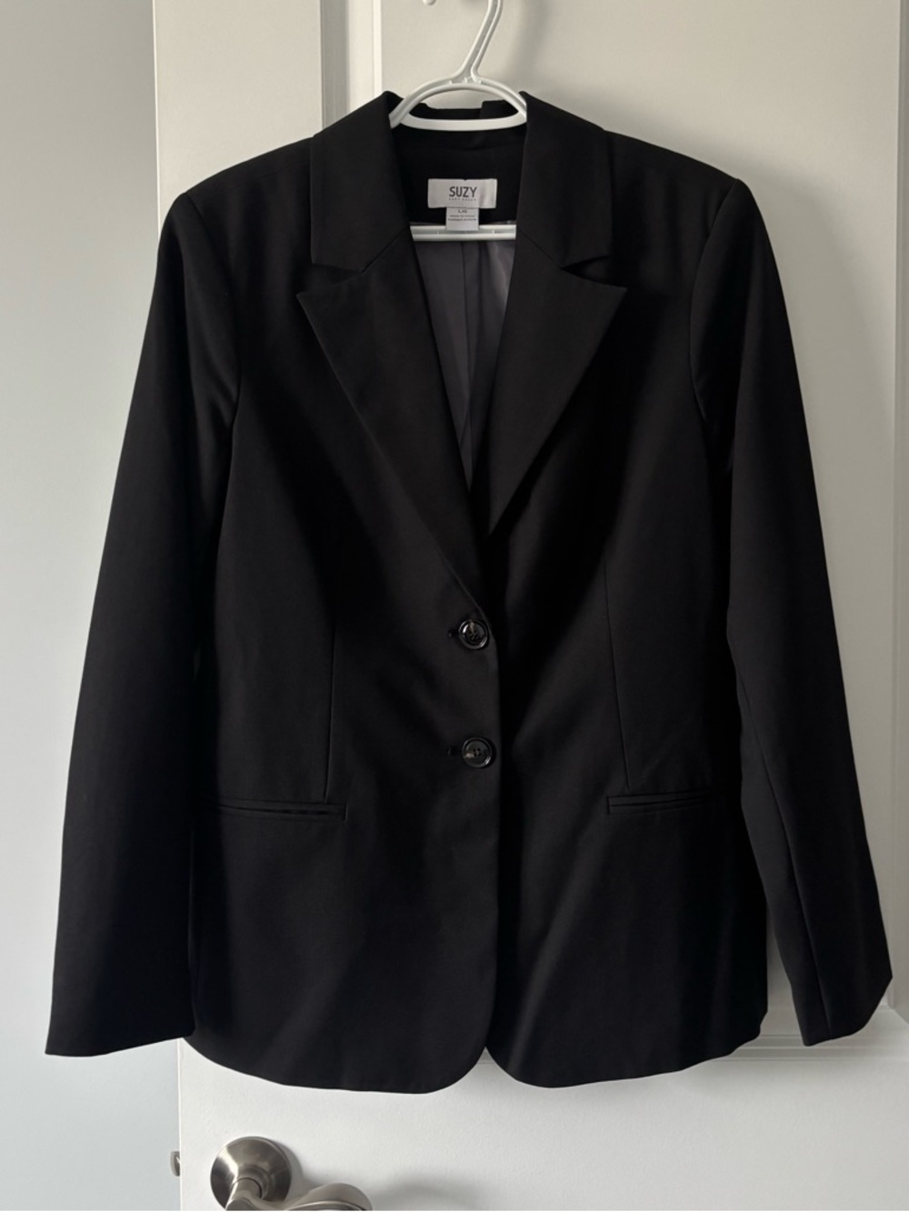 Suzy Shier Black Women's Tailored Two-Button Blazer